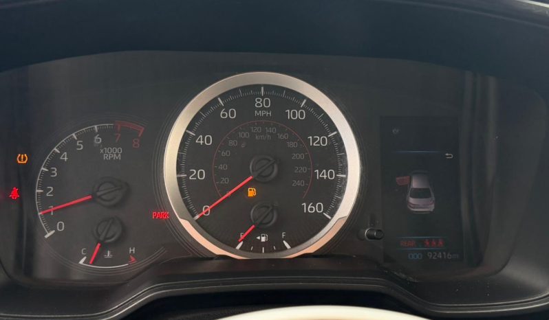 
								Toyota Corolla full									