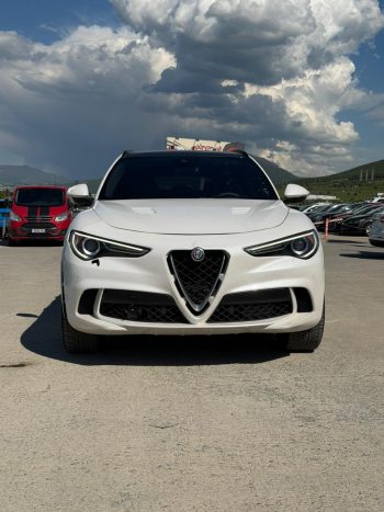 Alfa Romeo Stelvio Quadrifoglio