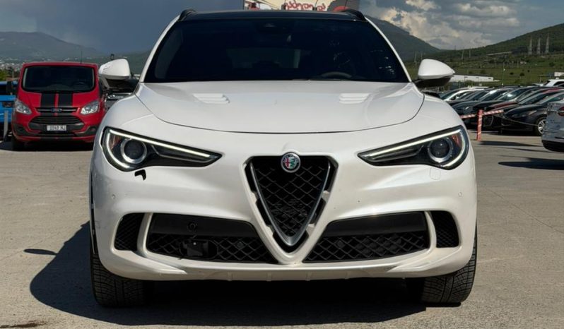 
								Alfa Romeo Stelvio Quadrifoglio full									