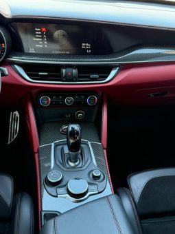 
										Alfa Romeo Stelvio Quadrifoglio full									