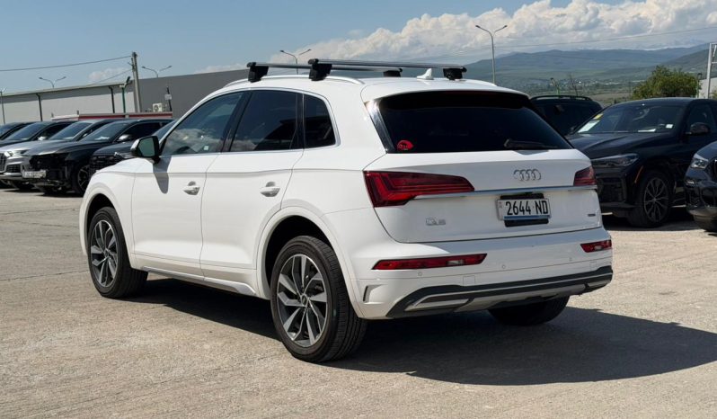 
								Audi Q5 full									