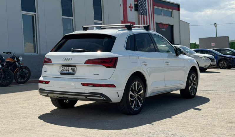 
								Audi Q5 full									