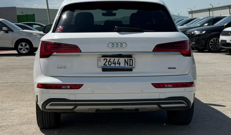 
								Audi Q5 full									