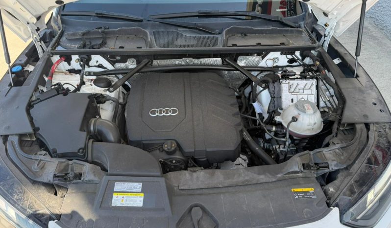 
								Audi Q5 full									