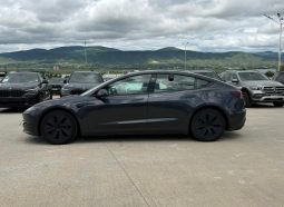 
										Tesla Model 3 full									