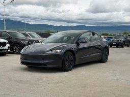 
										Tesla Model 3 full									