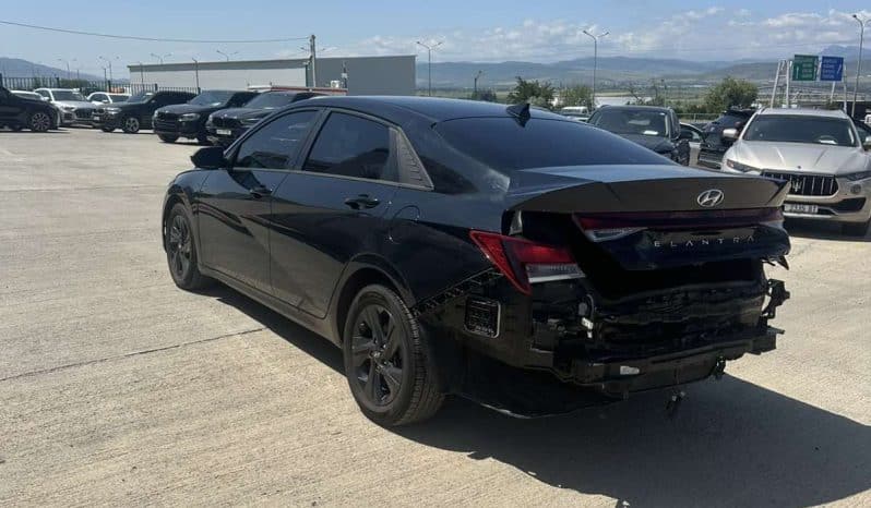 
								HYUNDAI ELANTRA full									