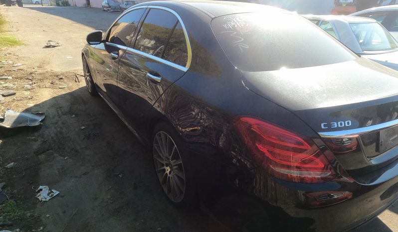 
								MERCEDES-BENZ C300 full									