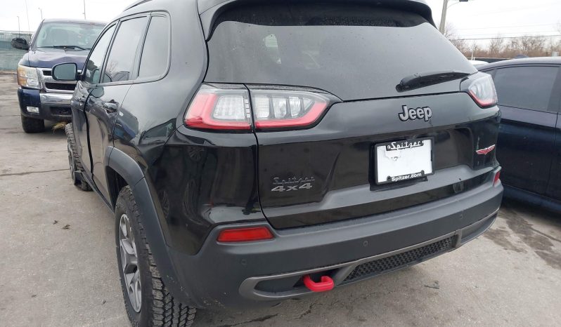 
								Jeep Cherokee full									