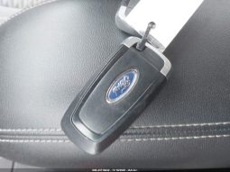 
										FORD ESCAPE full									