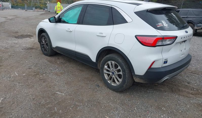 
								2022 Ford Escape full									