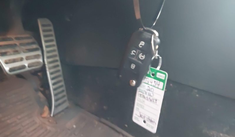 
								2020 Volkswagen Passat full									