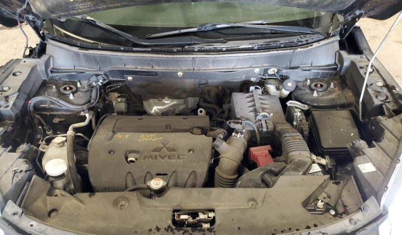 
								MITSUBISHI OUTLANDER full									