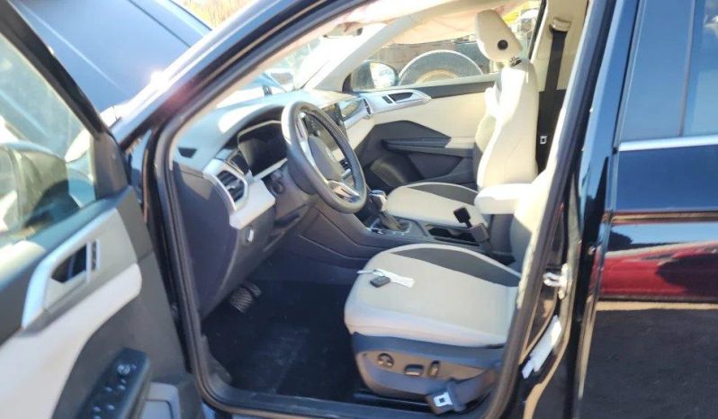 
								VOLKSWAGEN TAOS full									