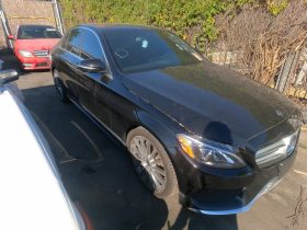 MERCEDES-BENZ C300