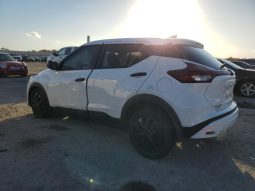 
										Nissan Kicks full									