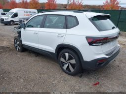 
										VOLKSWAGEN TAOS full									