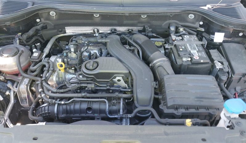 
								2023 Volkswagen Taos full									