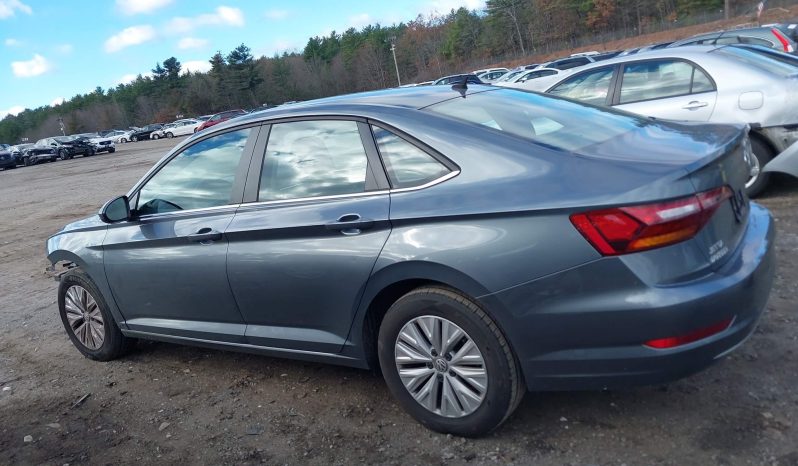 
								2019 Volkswagen Jetta full									