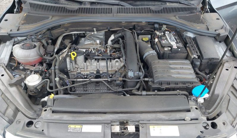 
								VOLKSWAGEN JETTA full									