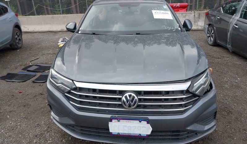 
								VOLKSWAGEN JETTA full									