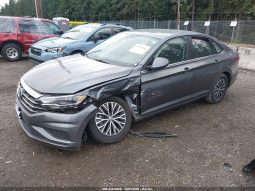 
										VOLKSWAGEN JETTA full									