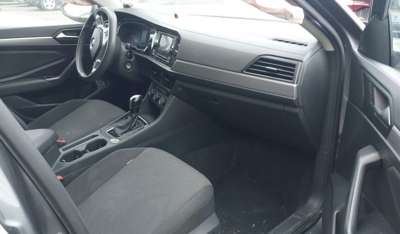 
								VOLKSWAGEN JETTA full									