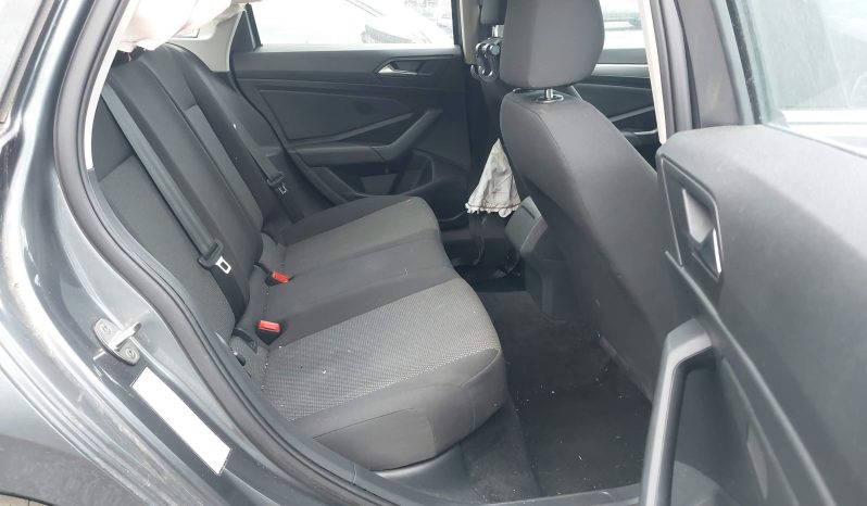 
								VOLKSWAGEN JETTA full									