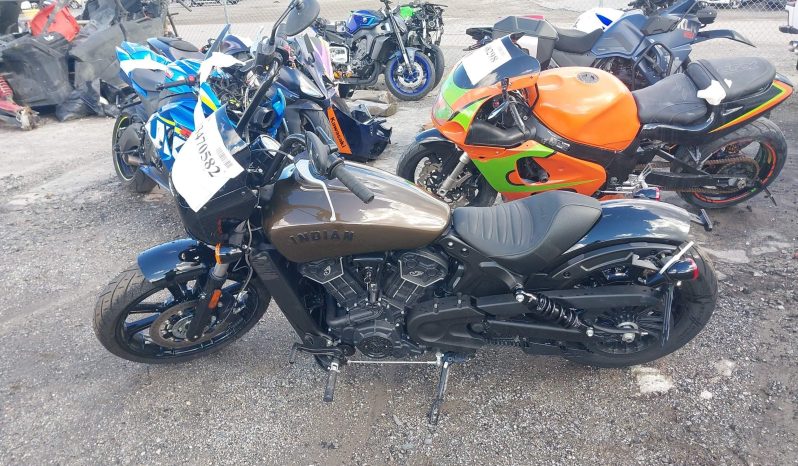 
								2023 Indian Scout Rogue Sixty full									