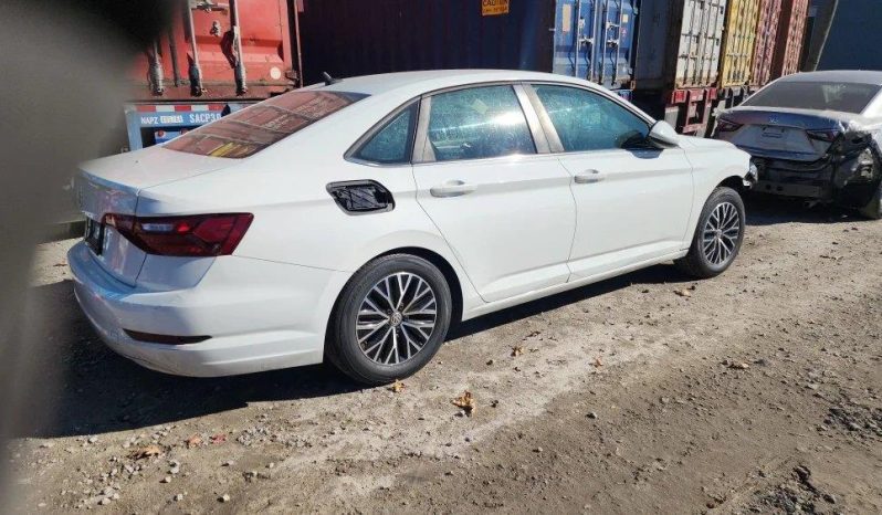 
								VOLKSWAGEN JETTA full									