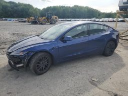 
										Tesla MODEL 3 full									