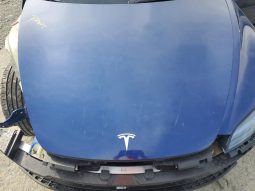 
										Tesla MODEL 3 full									