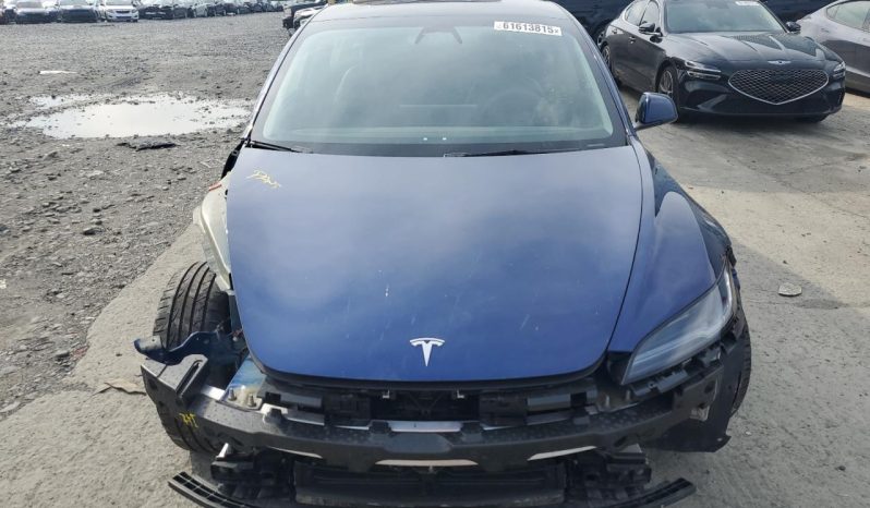 
								Tesla MODEL 3 full									