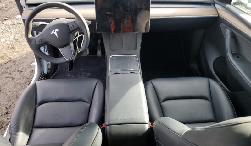 
								Tesla MODEL Y full									