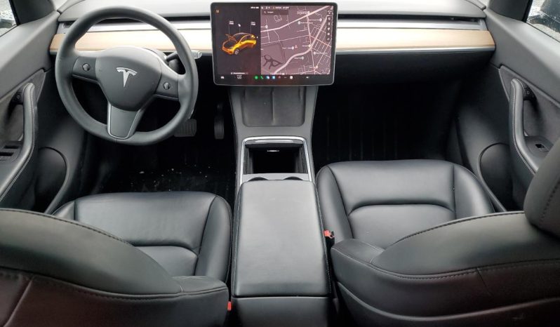 
								Tesla MODEL Y full									