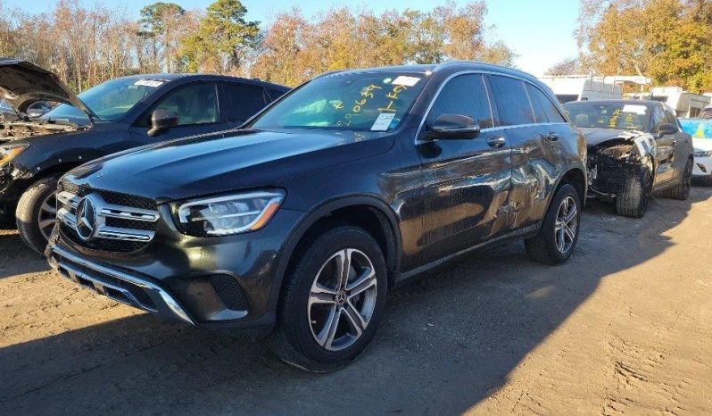 
								MERCEDES-BENZ GLC 300 full									