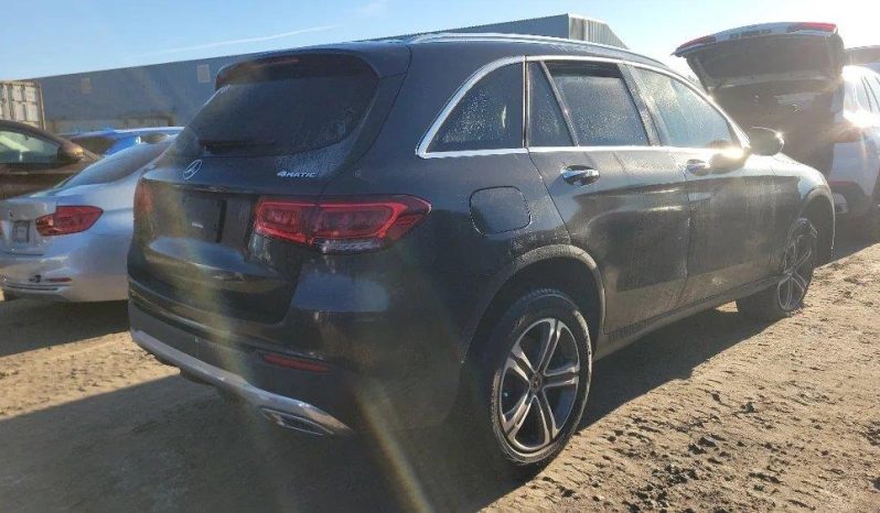 
								MERCEDES-BENZ GLC 300 full									