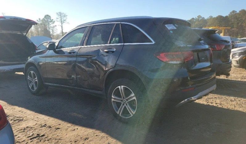 
								MERCEDES-BENZ GLC 300 full									