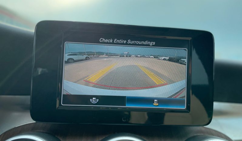 
								MERCEDES-BENZ C-300 full									