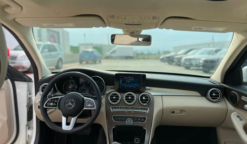 
								MERCEDES-BENZ C-300 full									