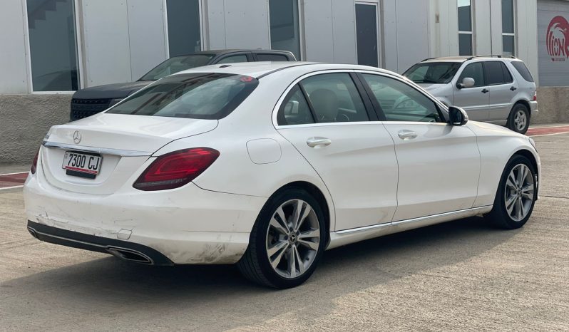 
								MERCEDES-BENZ C-300 full									