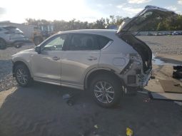 
										Mazda CX-5 full									