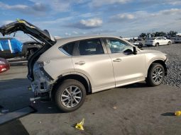 
										Mazda CX-5 full									