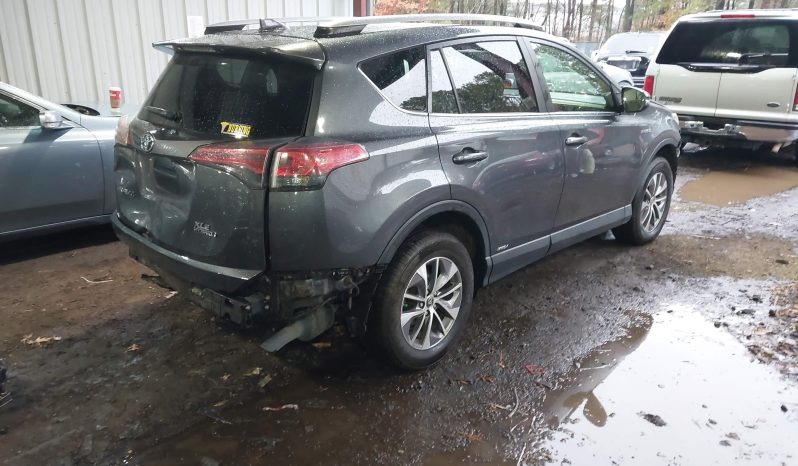 
								TOYOTA RAV4 full									