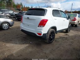 
										2021 Chevrolet Trax full									