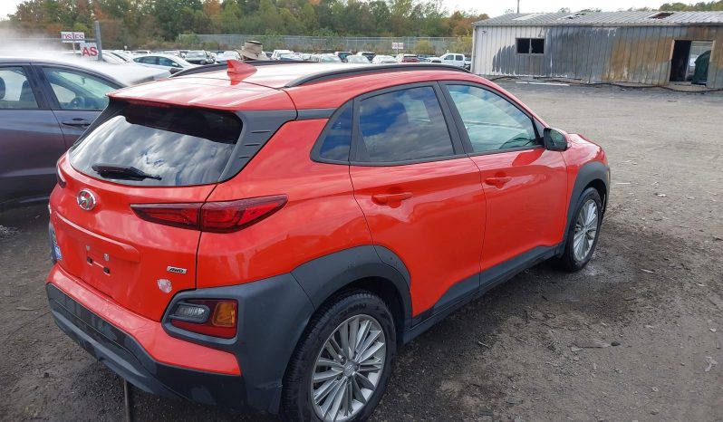 
								Hyundai Kona full									