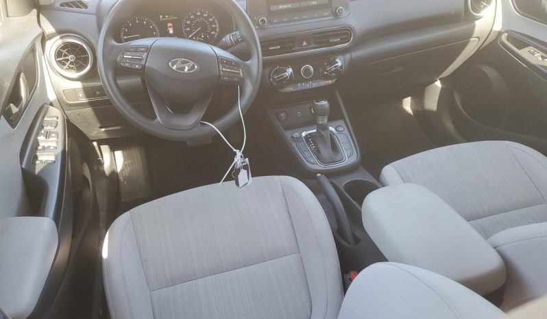 
								Hyundai Kona full									