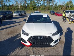 
										2022 Hyundai Veloster full									