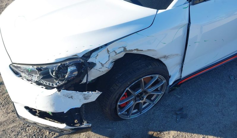 
								2022 Hyundai Veloster full									