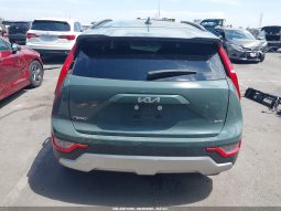 
										KIA Niro full									